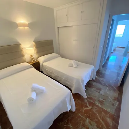 Antillas Ii Front Sea Views Pool Appartement *